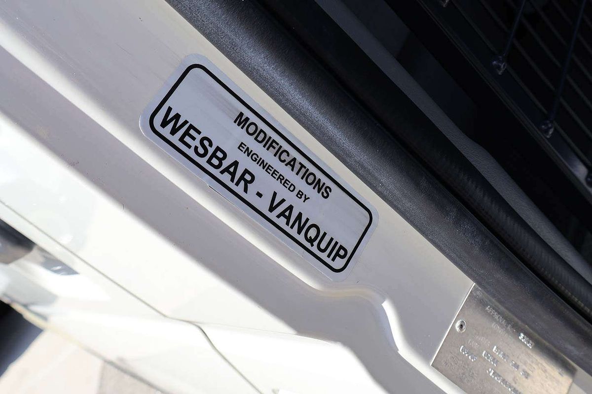 2009 Toyota Hiace KDH201R LWB