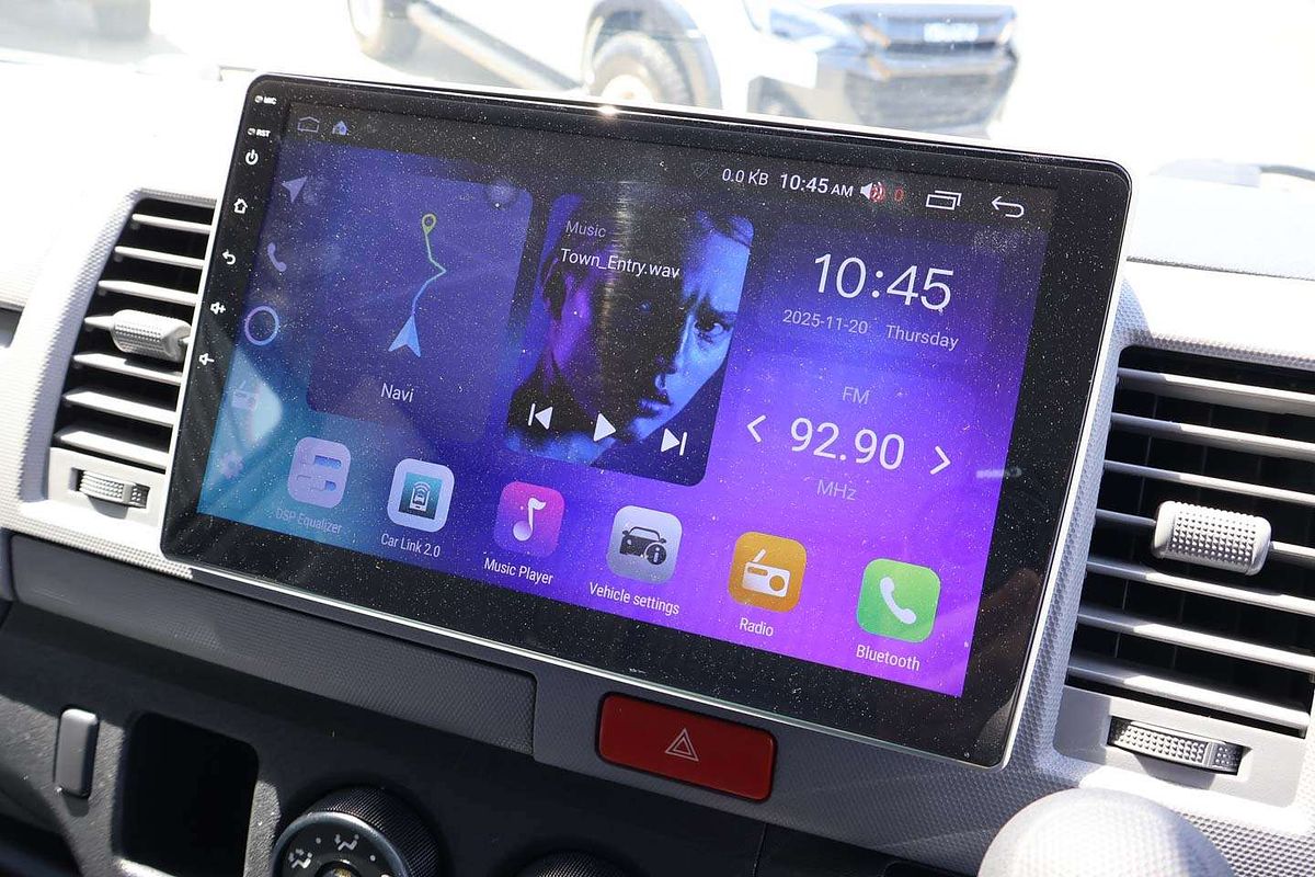 2009 Toyota Hiace KDH201R LWB