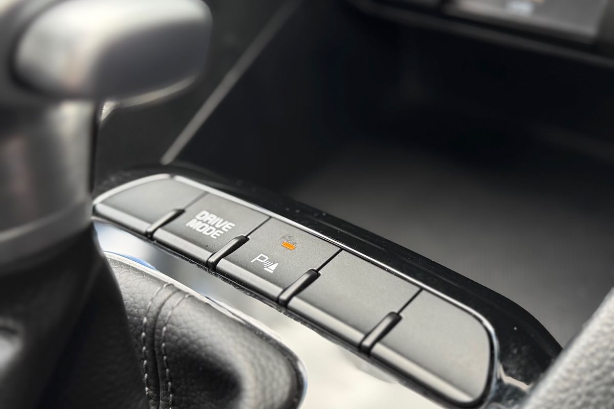 2024 Kia Stonic S YB