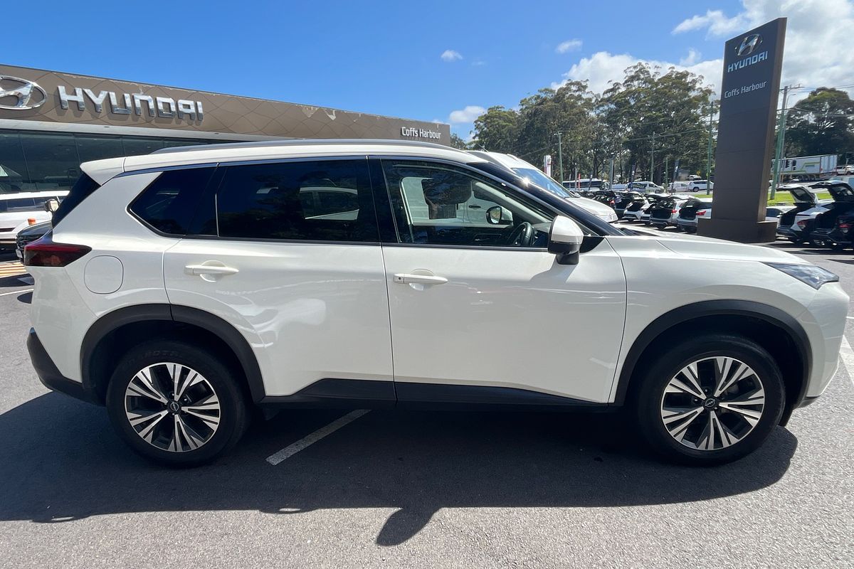 2024 Nissan X-TRAIL ST-L T33