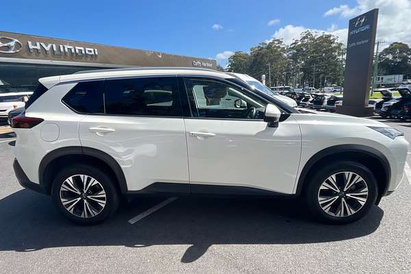 2024 Nissan X-TRAIL ST-L T33