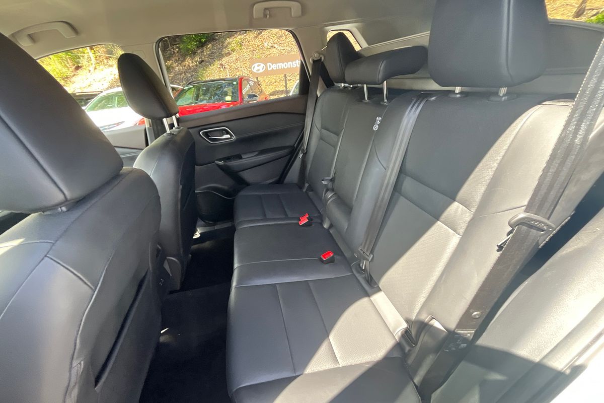 2024 Nissan X-TRAIL ST-L T33