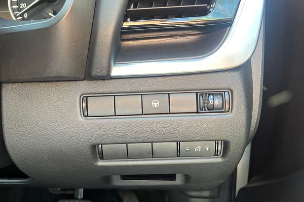 2024 Nissan X-TRAIL ST-L T33