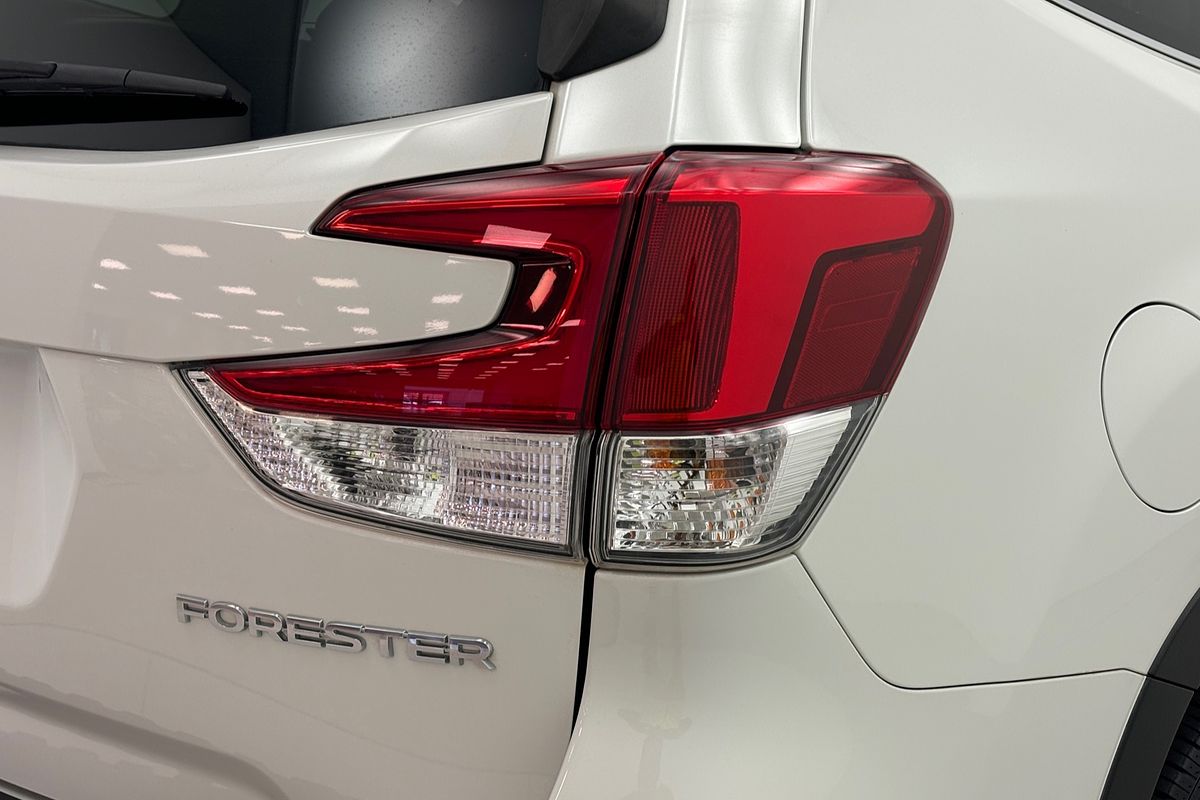 2019 Subaru Forester 2.5i Premium S5