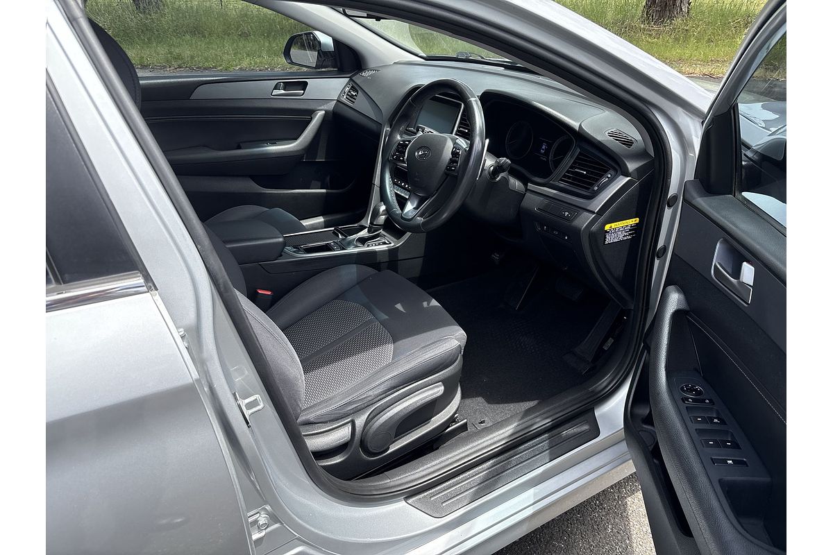 2018 Hyundai Sonata Active LF4