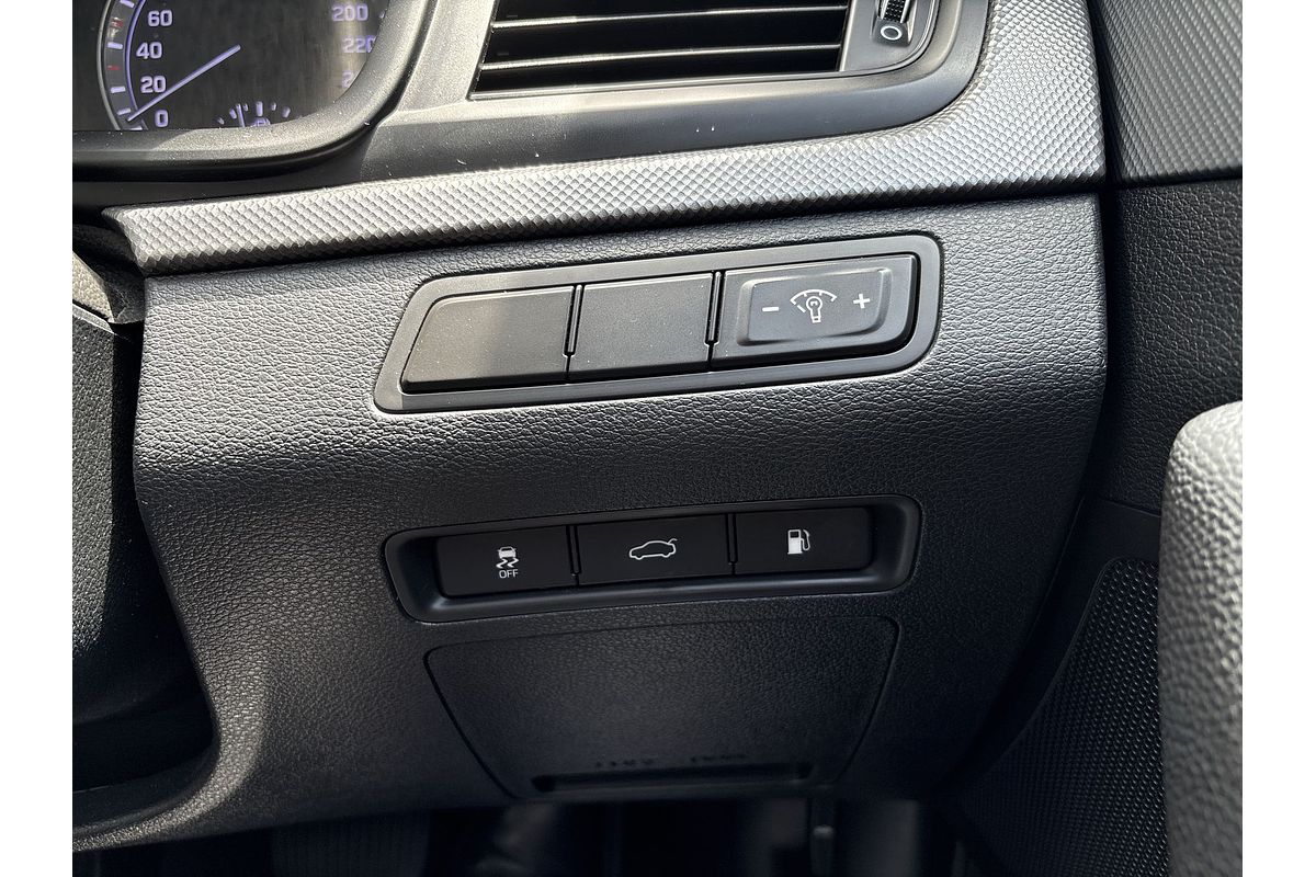 2018 Hyundai Sonata Active LF4