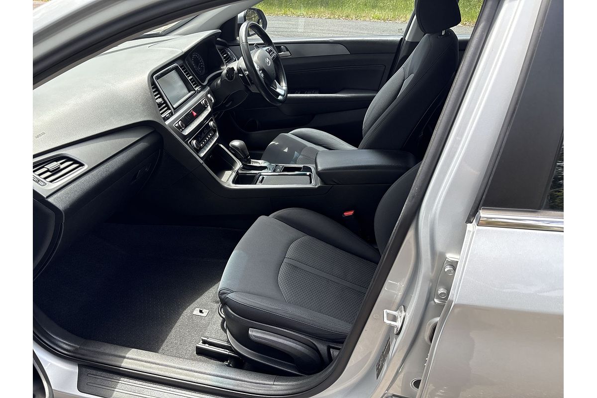 2018 Hyundai Sonata Active LF4