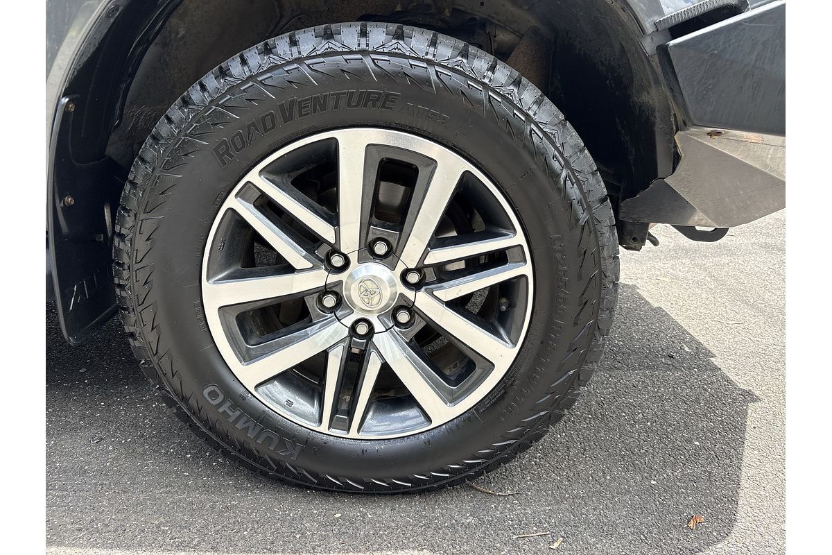 2019 Toyota Hilux SR5 GUN126R 4X4