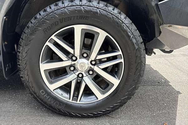 2019 Toyota Hilux SR5 GUN126R 4X4