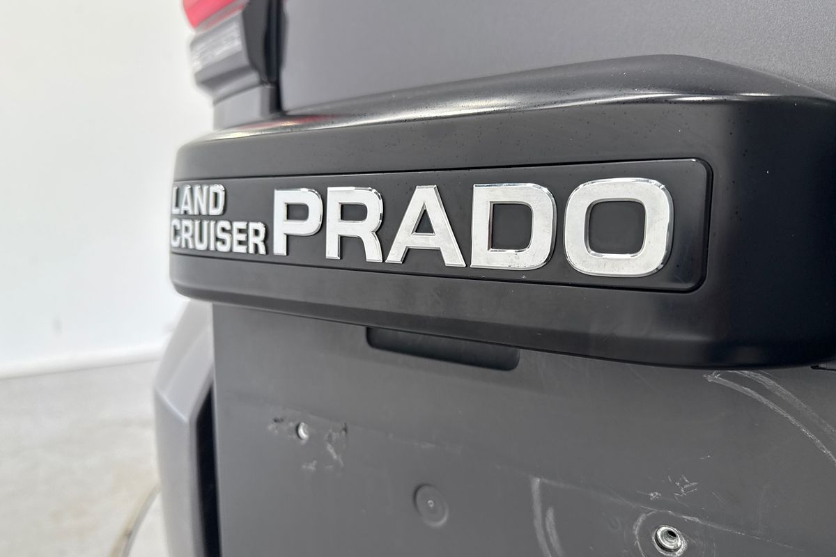 2021 Toyota Landcruiser Prado Kakadu GDJ150R