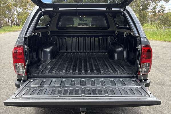 2019 Toyota Hilux SR5 GUN126R 4X4