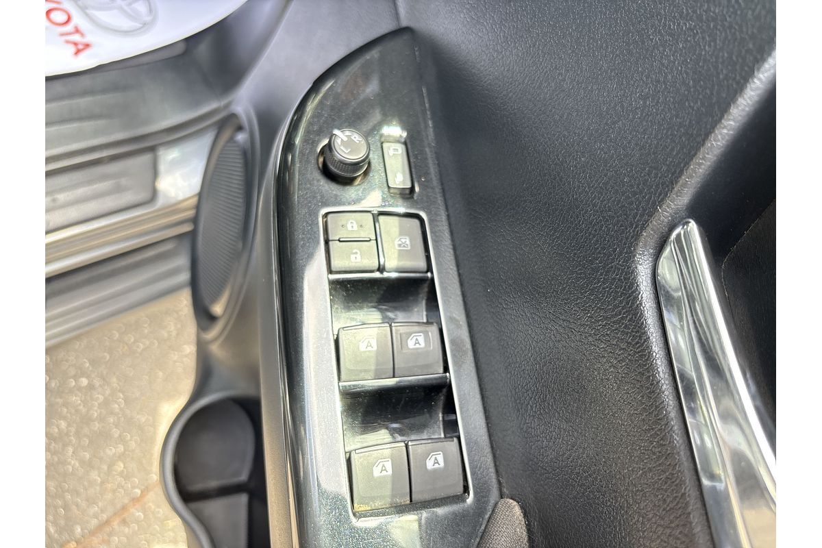 2019 Toyota Hilux SR5 GUN126R 4X4