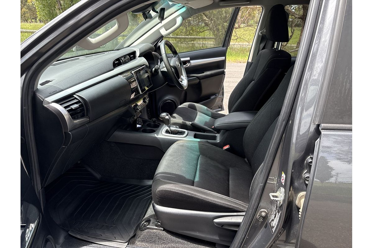 2019 Toyota Hilux SR5 GUN126R 4X4