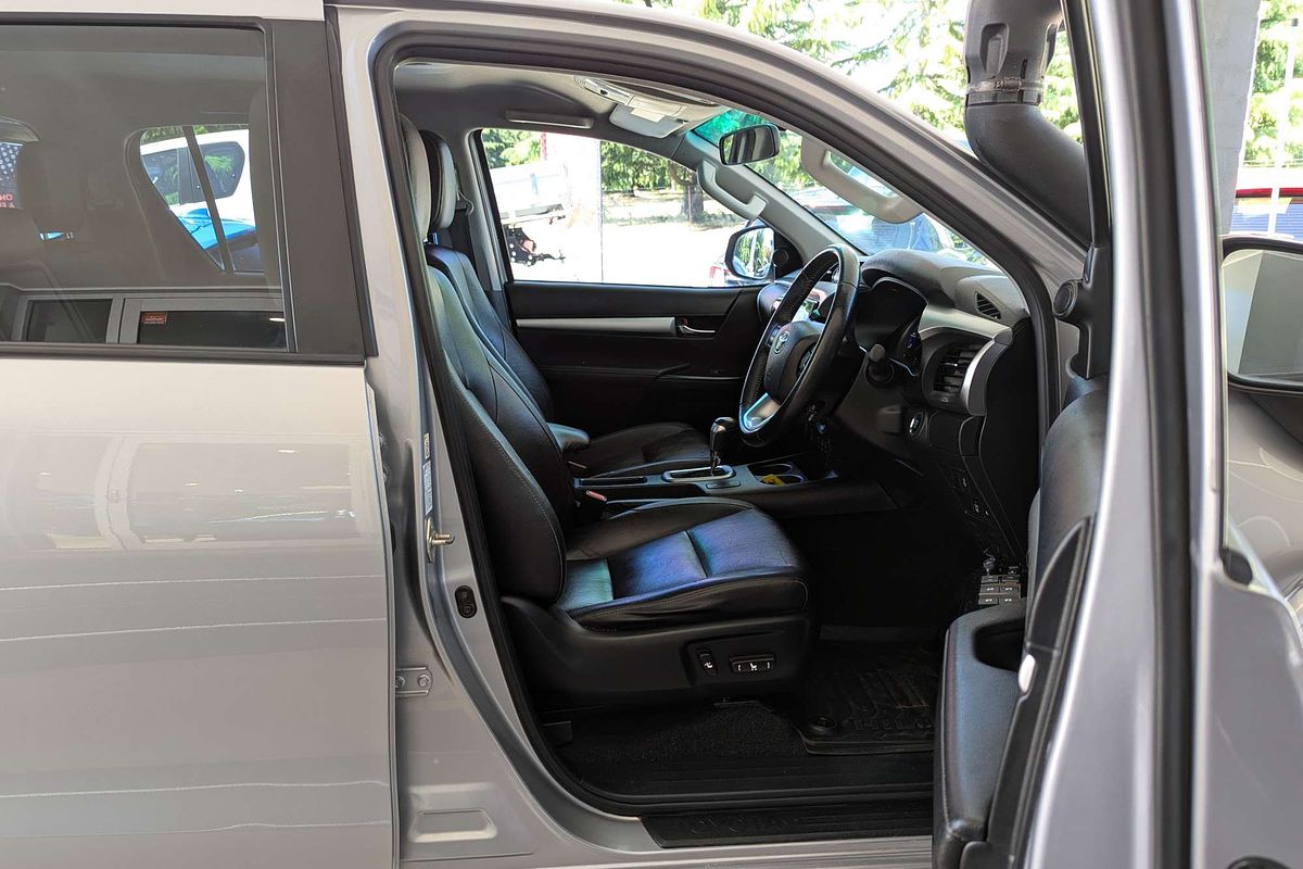 2017 Toyota Hilux SR5 GUN126R 4X4