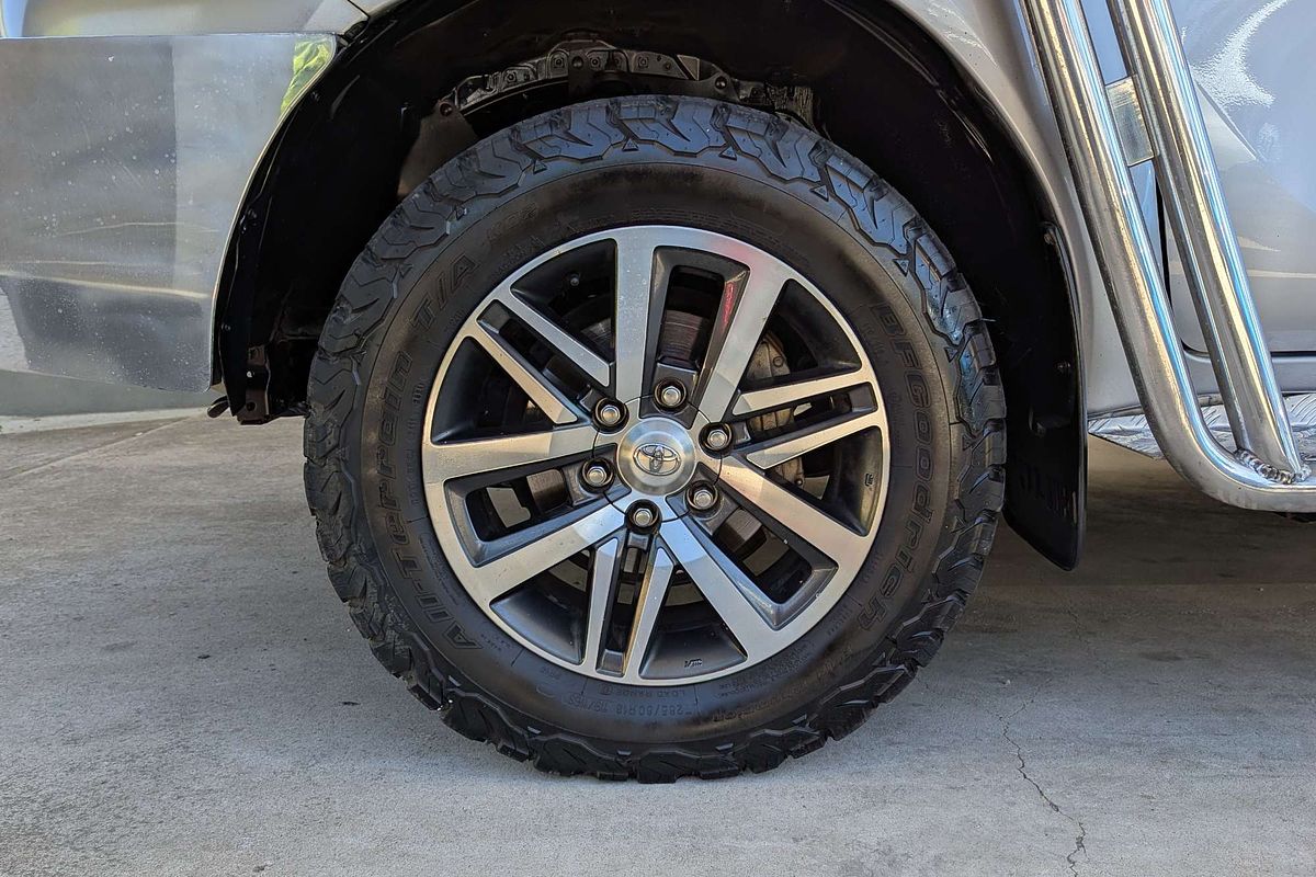 2017 Toyota Hilux SR5 GUN126R 4X4