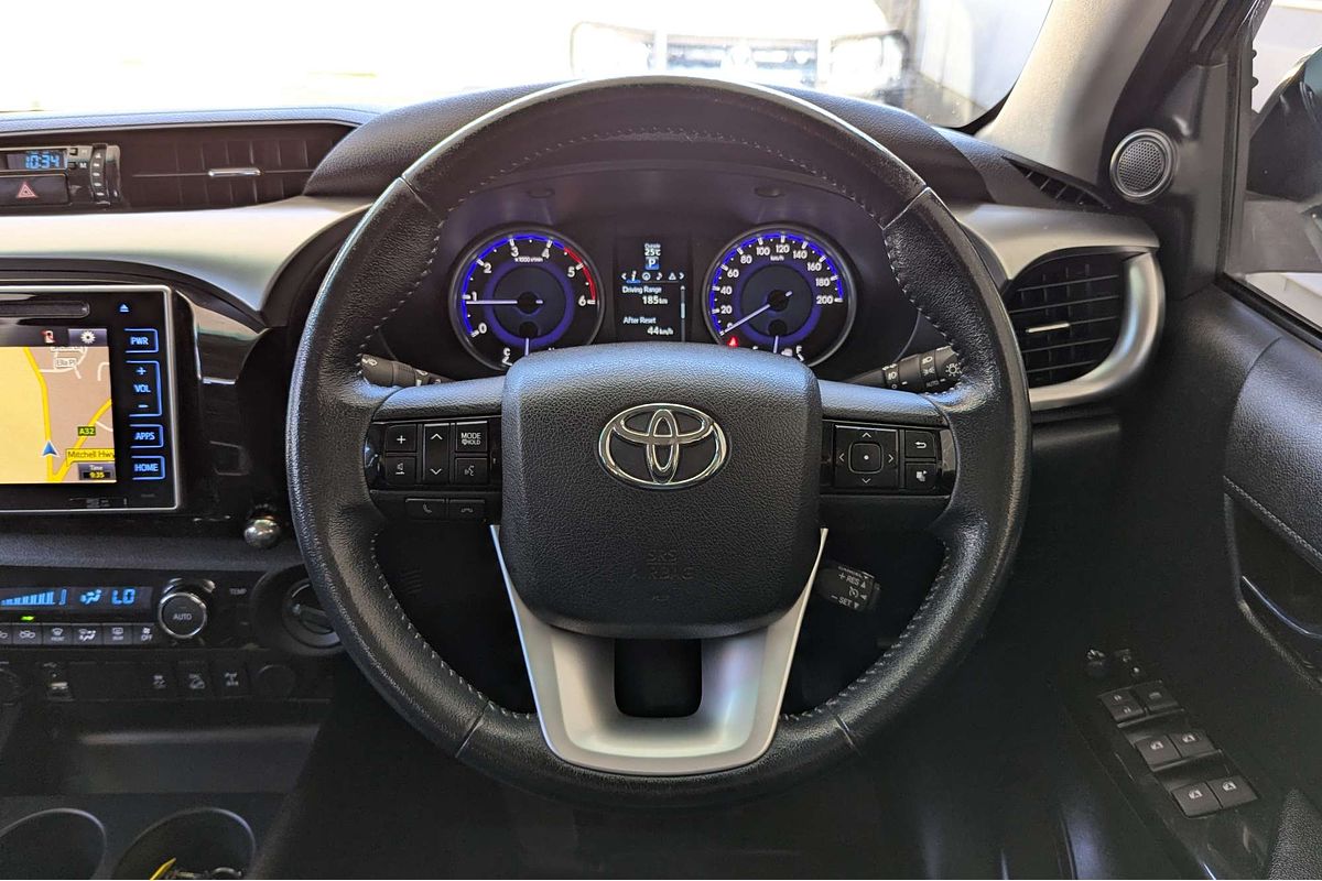 2017 Toyota Hilux SR5 GUN126R 4X4