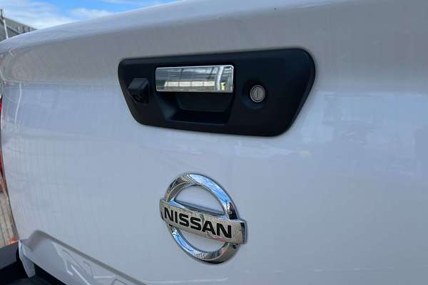 2025 Nissan Navara ST D23 4X4