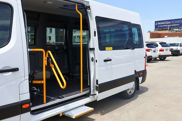2017 Renault Master X62 LWB Mid Roof