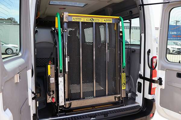 2017 Renault Master X62 LWB Mid Roof