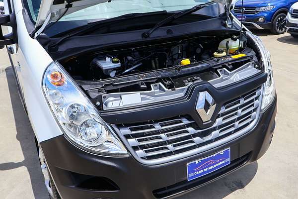 2017 Renault Master X62 LWB Mid Roof