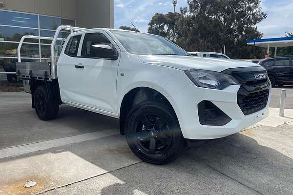 2025 Isuzu D-MAX SX 4X4