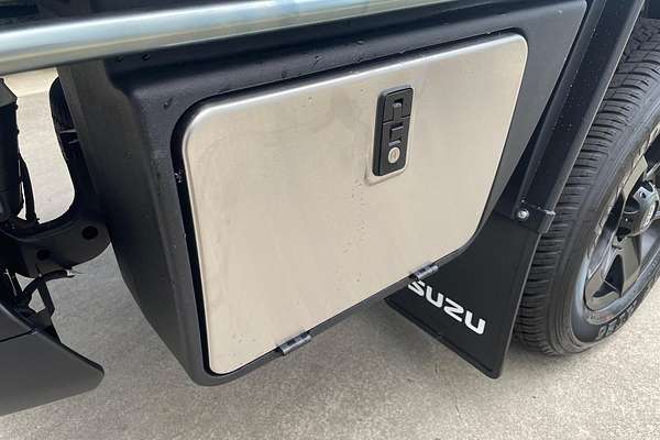 2025 Isuzu D-MAX SX 4X4