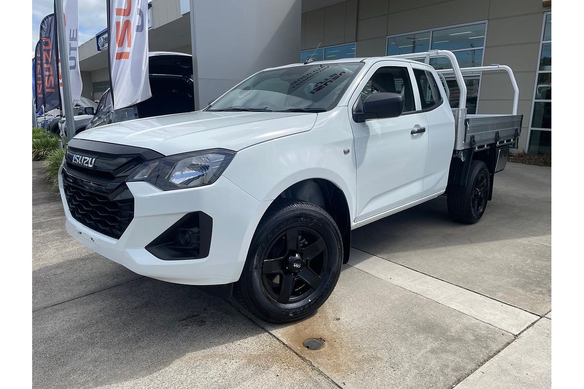 2025 Isuzu D-MAX SX 4X4