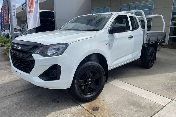 2025 Isuzu D-MAX SX 4X4