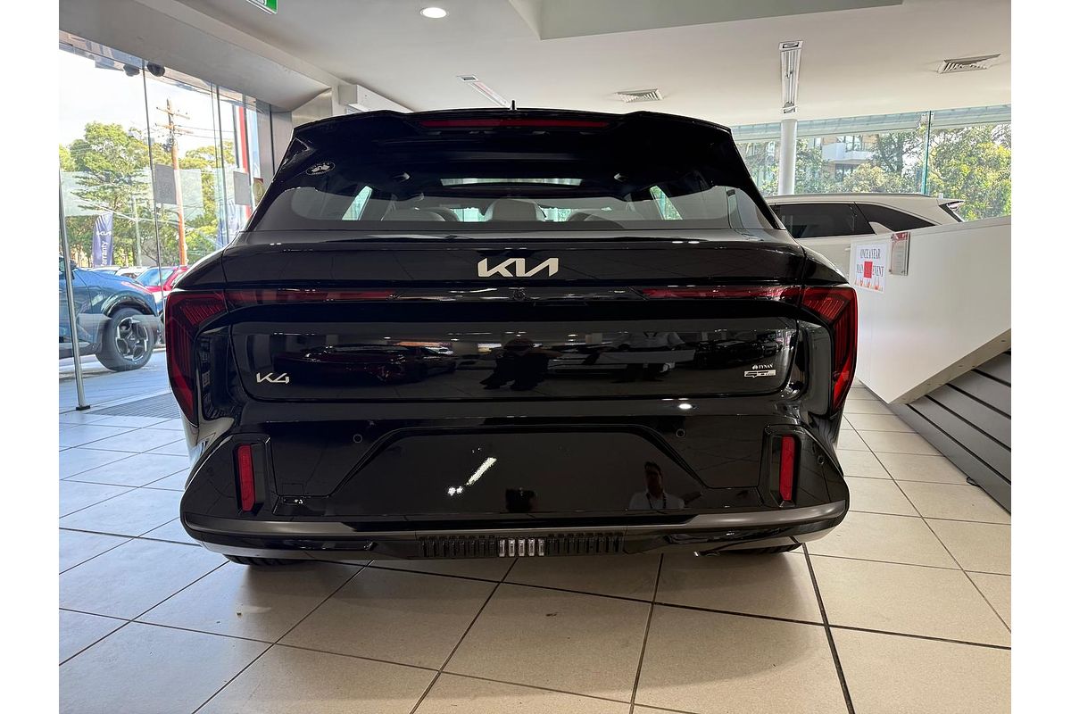 2025 Kia K4 GT-Line CL4m