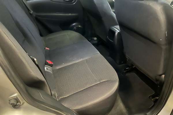 2015 Nissan QASHQAI ST J11