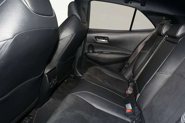 2020 Toyota Corolla ZR Hybrid ZWE211R