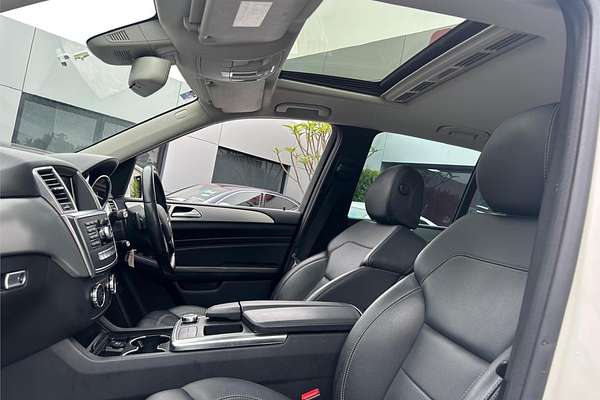 2012 Mercedes-Benz M-Class ML250 BlueTEC W166