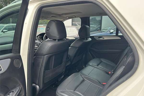 2012 Mercedes-Benz M-Class ML250 BlueTEC W166