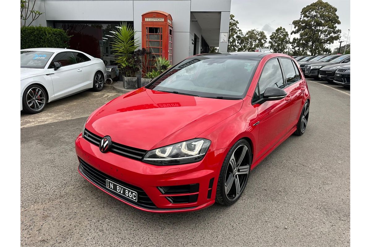 2017 Volkswagen Golf R 7