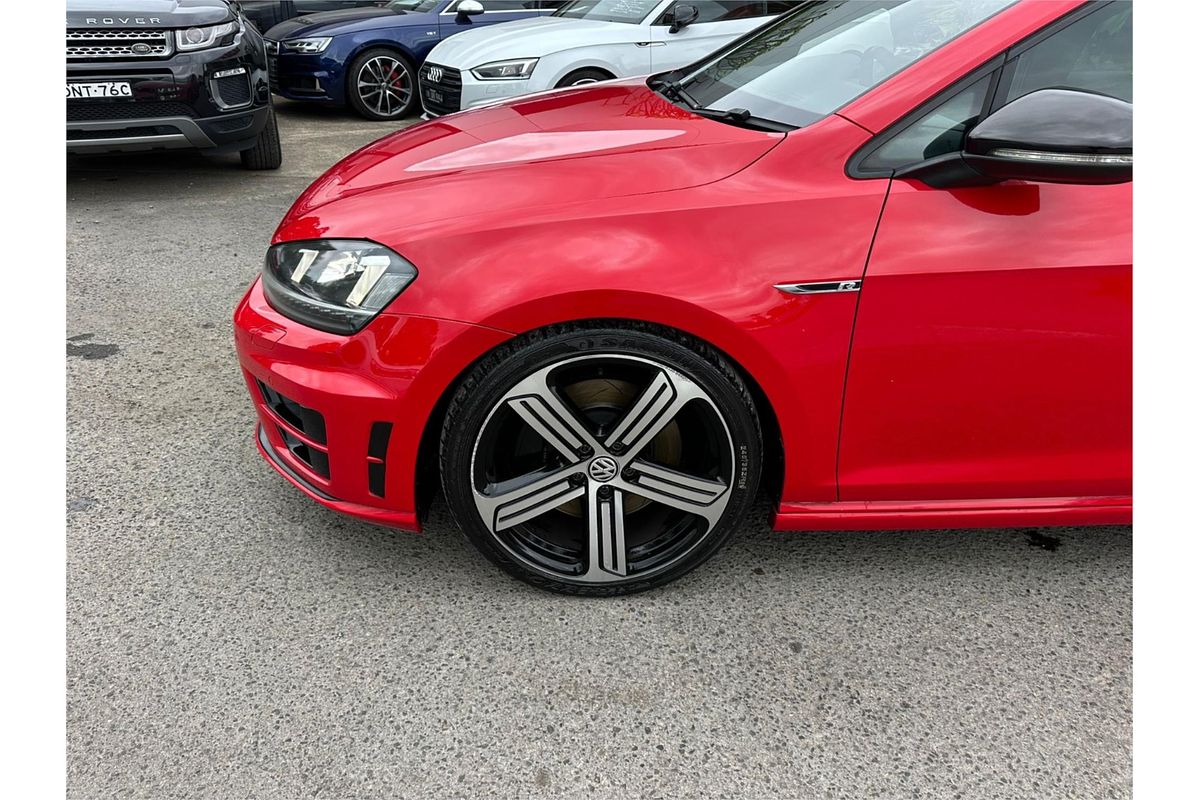 2017 Volkswagen Golf R 7