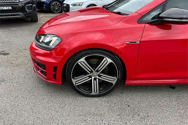 2017 Volkswagen Golf R 7