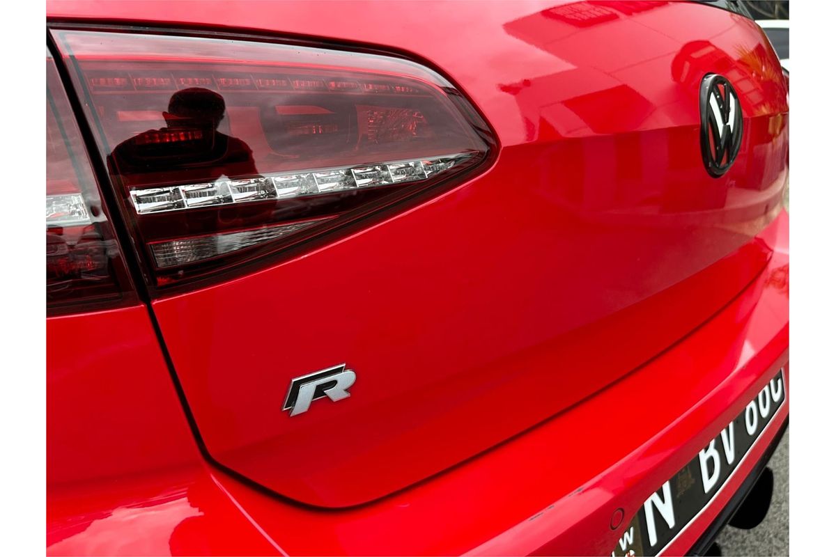 2017 Volkswagen Golf R 7
