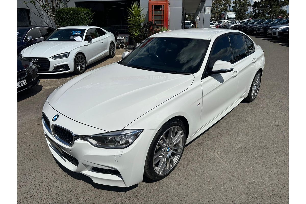 2014 BMW 3 Series 320i Luxury Line F30