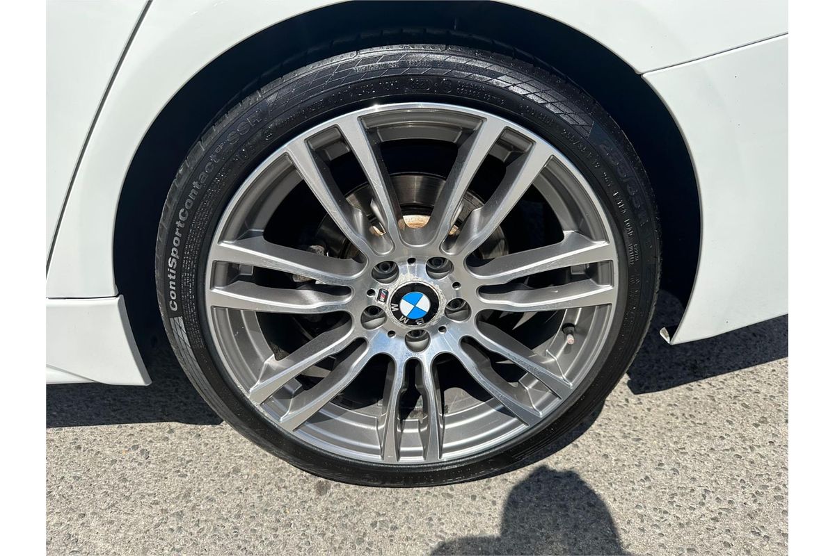2014 BMW 3 Series 320i Luxury Line F30