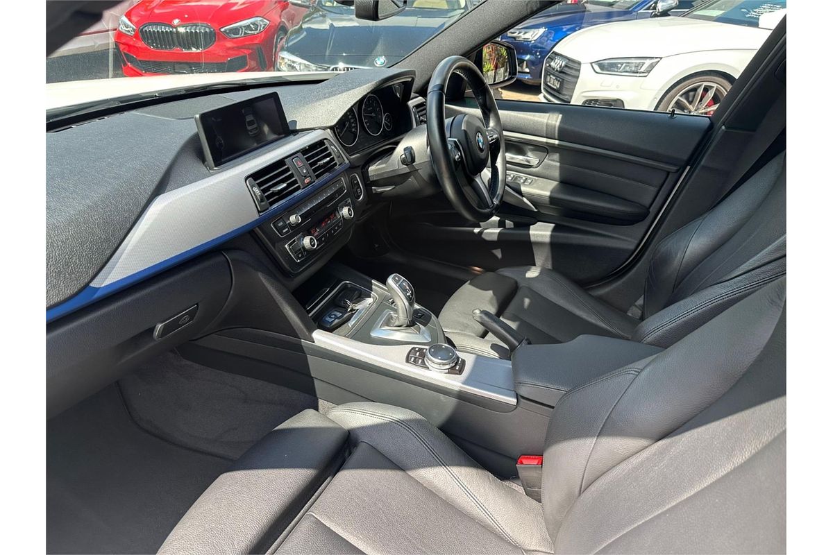 2014 BMW 3 Series 320i Luxury Line F30