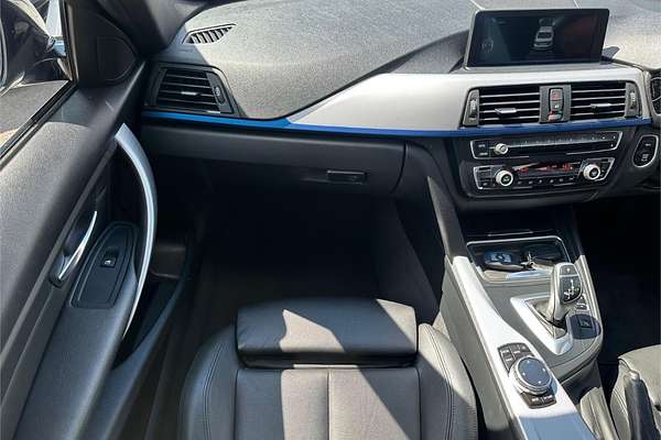 2014 BMW 3 Series 320i Luxury Line F30