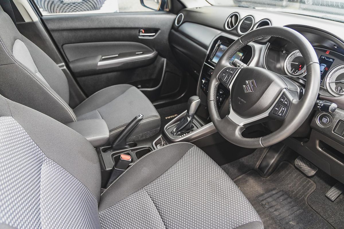 2023 Suzuki Vitara Limited Edition LY Series II