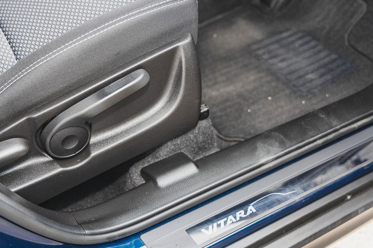 2023 Suzuki Vitara Limited Edition LY Series II