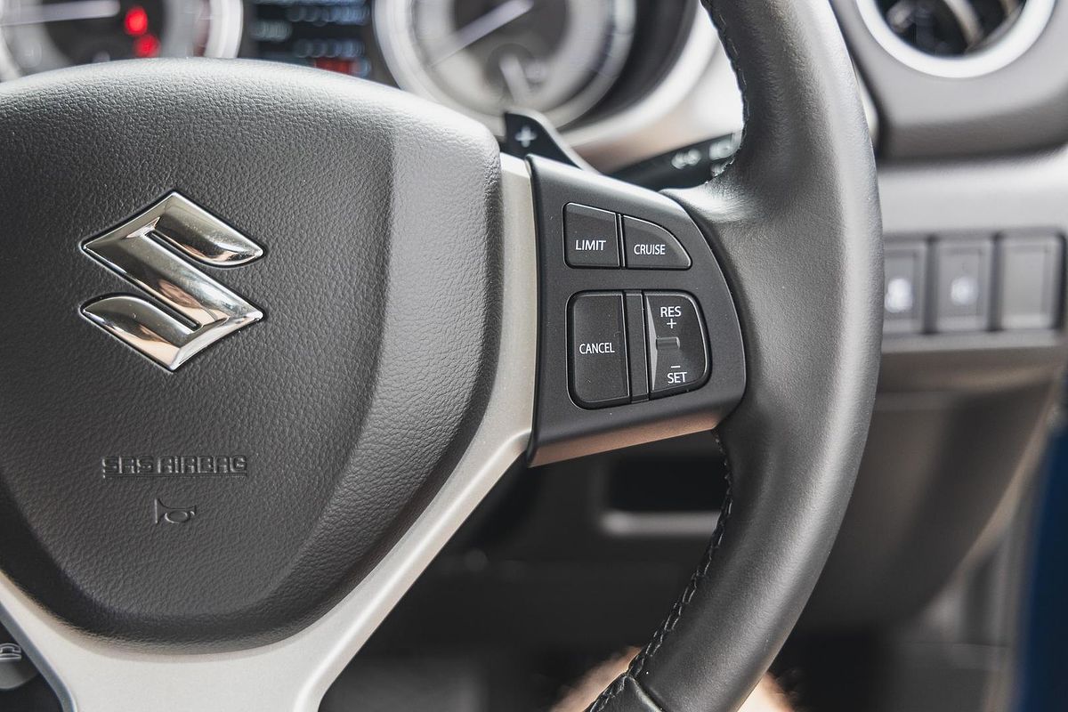 2023 Suzuki Vitara Limited Edition LY Series II