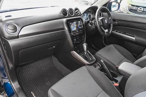 2023 Suzuki Vitara Limited Edition LY Series II