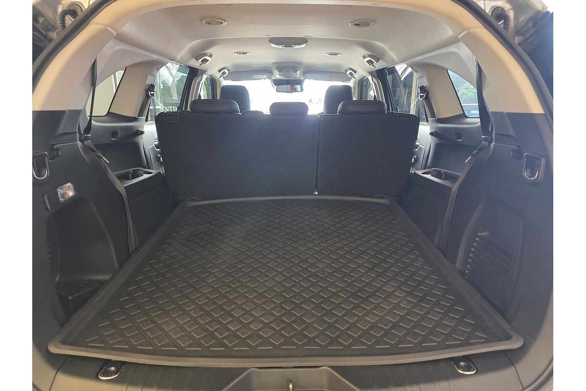 2022 Isuzu MU-X LS-T