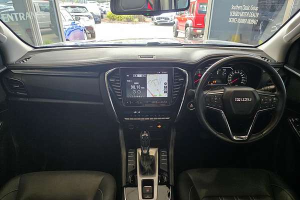 2022 Isuzu MU-X LS-T