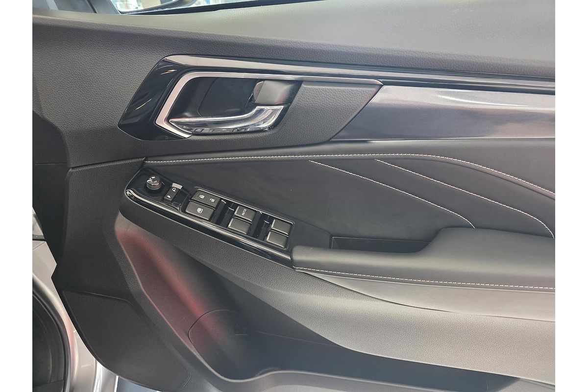 2022 Isuzu MU-X LS-T