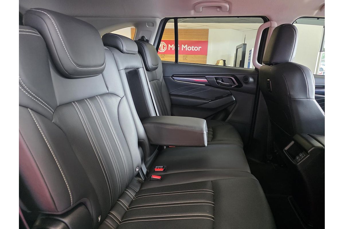 2022 Isuzu MU-X LS-T