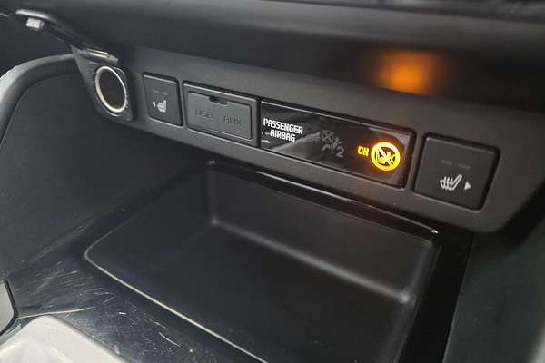 2022 Isuzu MU-X LS-T